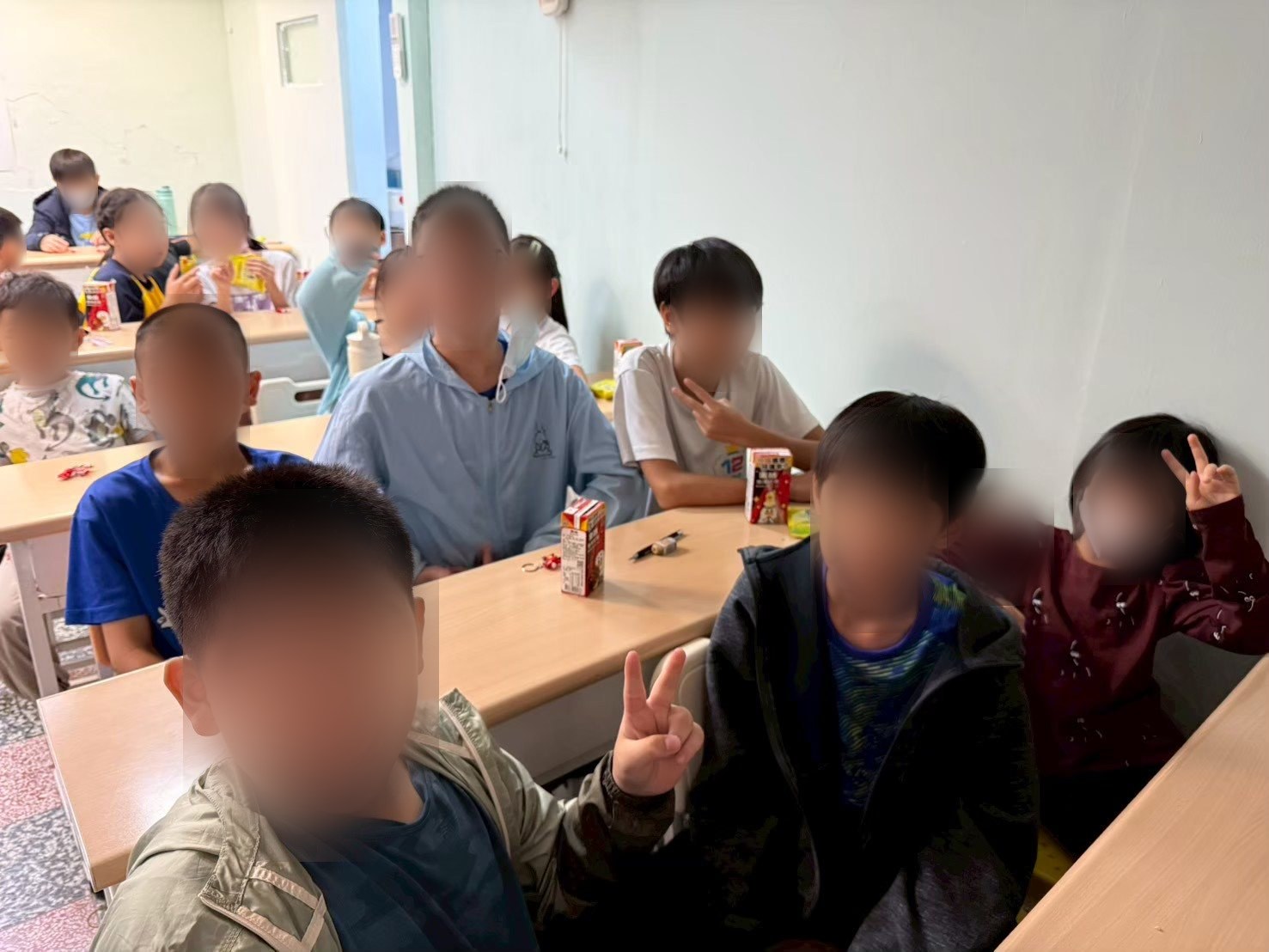 菁英盃活動中的學生